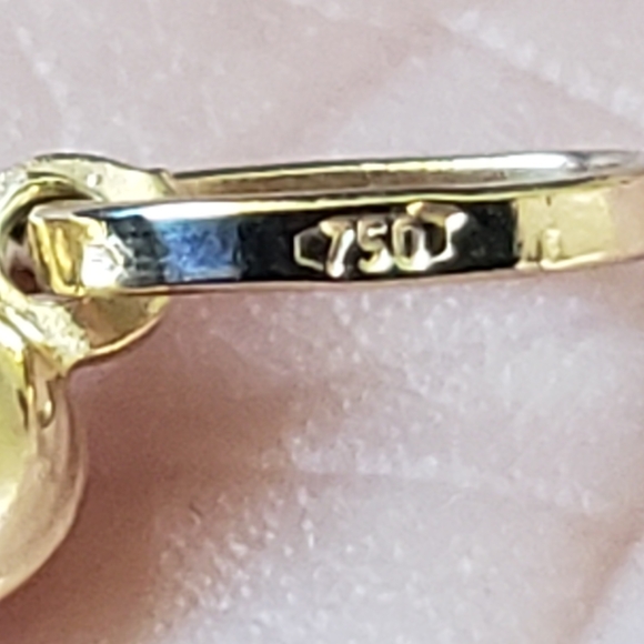 18kt kids Heart Pendant - Picture 2 of 3